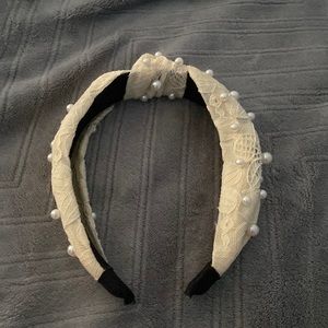 Pearl head band